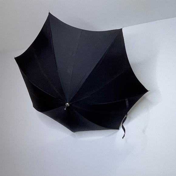 Saks 5th Ave Umbrella Bag Rare Vintage Like New - Picture 9 of 9
